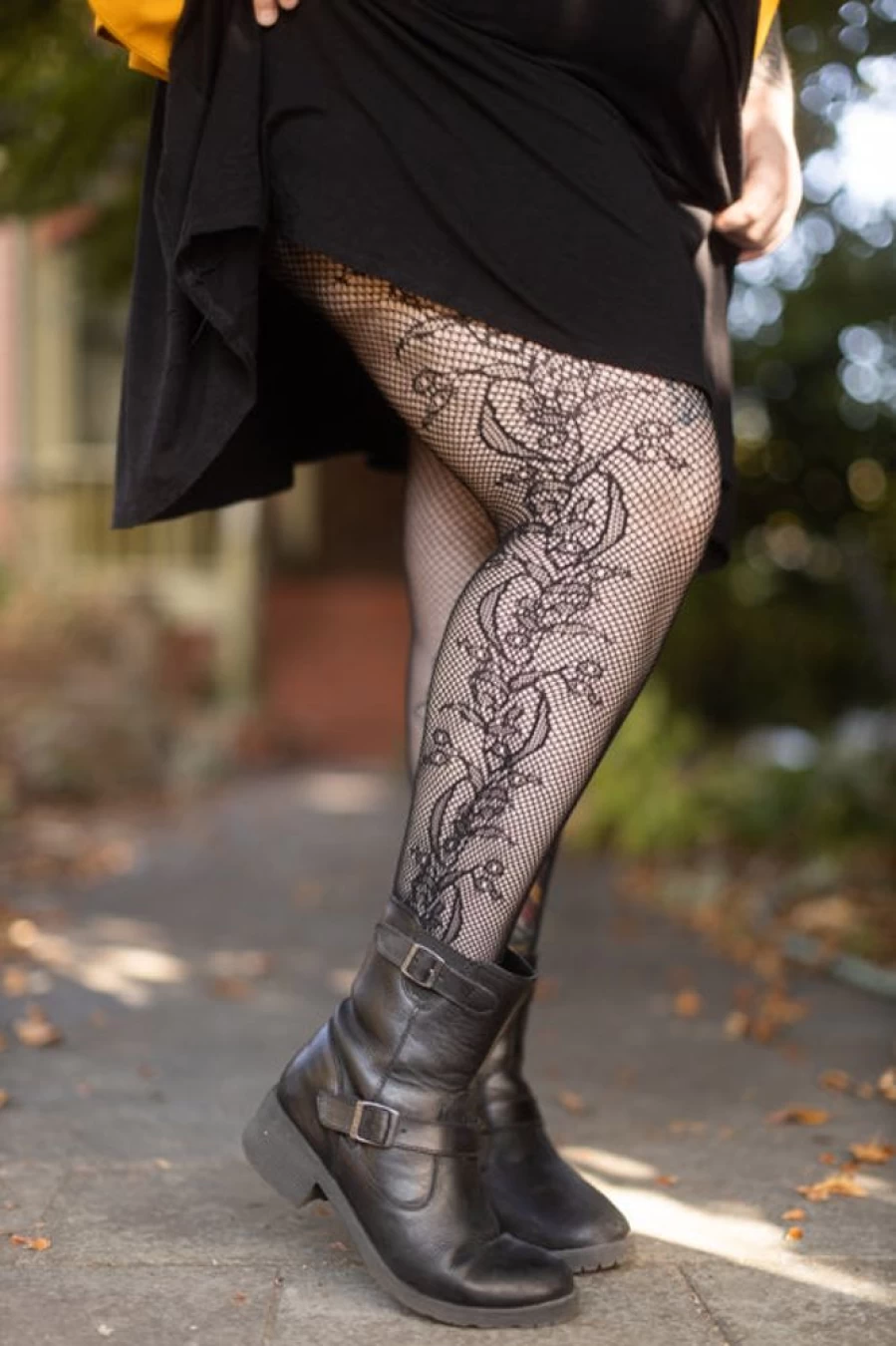 Killer Legs Plus Size Whimsical Floral Lace Net Tights for Women - Stylish & Comfortable