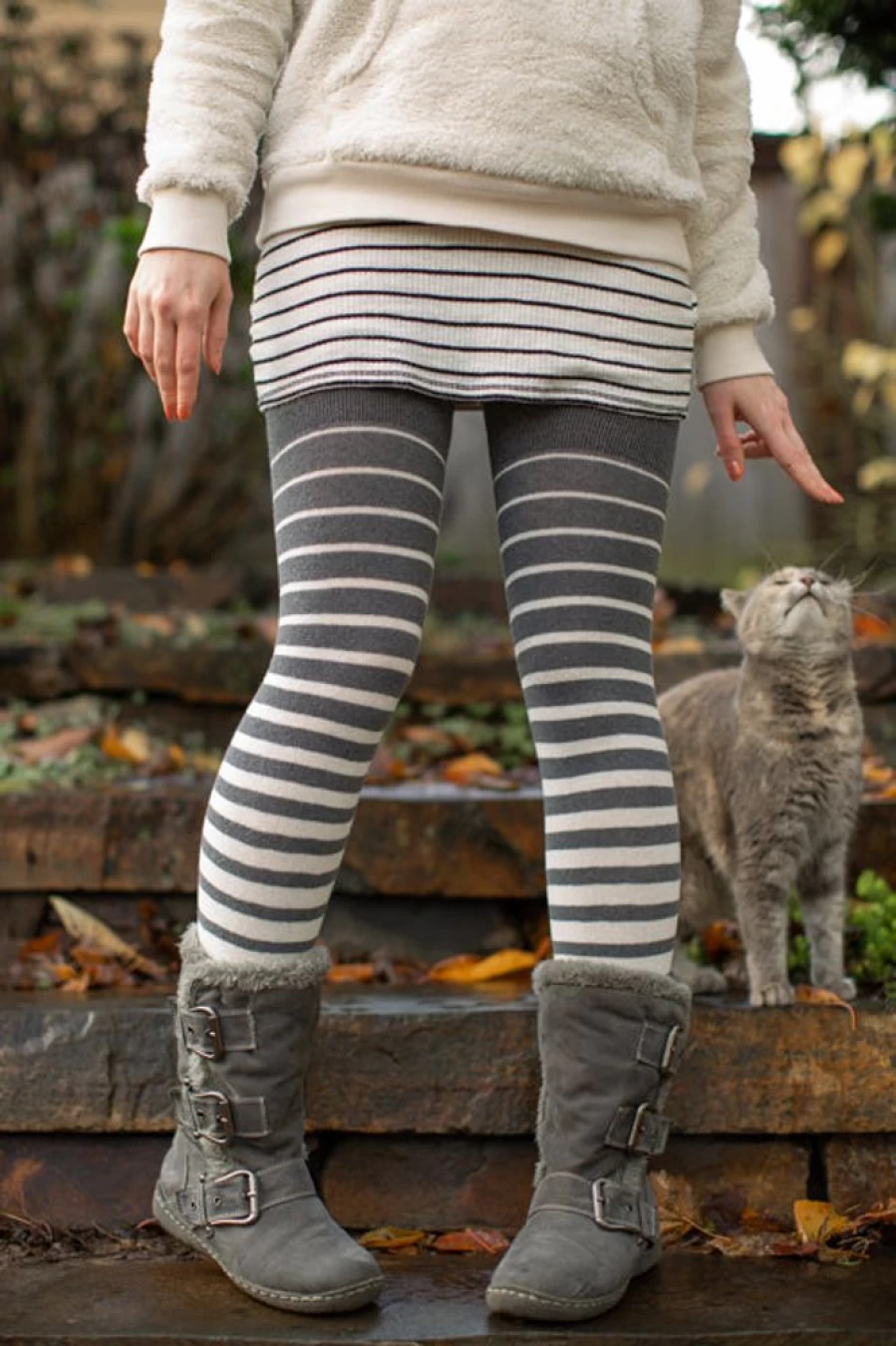 "Dreamer Socks Gradient Striped Knee-High Socks – Extra Long Comfortable Wear"