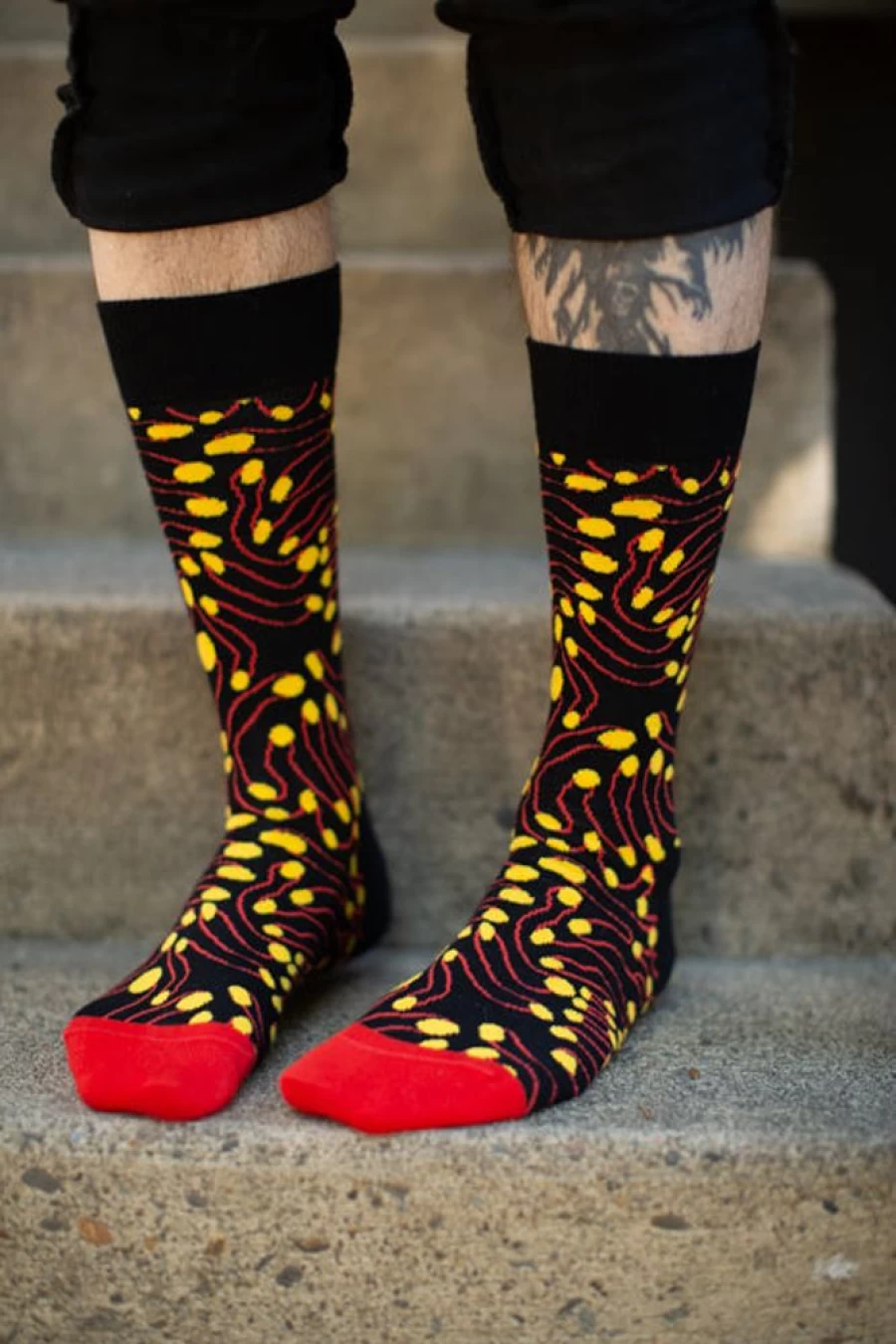 Happy Socks Eternal Fingers Crew - Colorful & Comfortable Unisex Socks for Everyday Wear