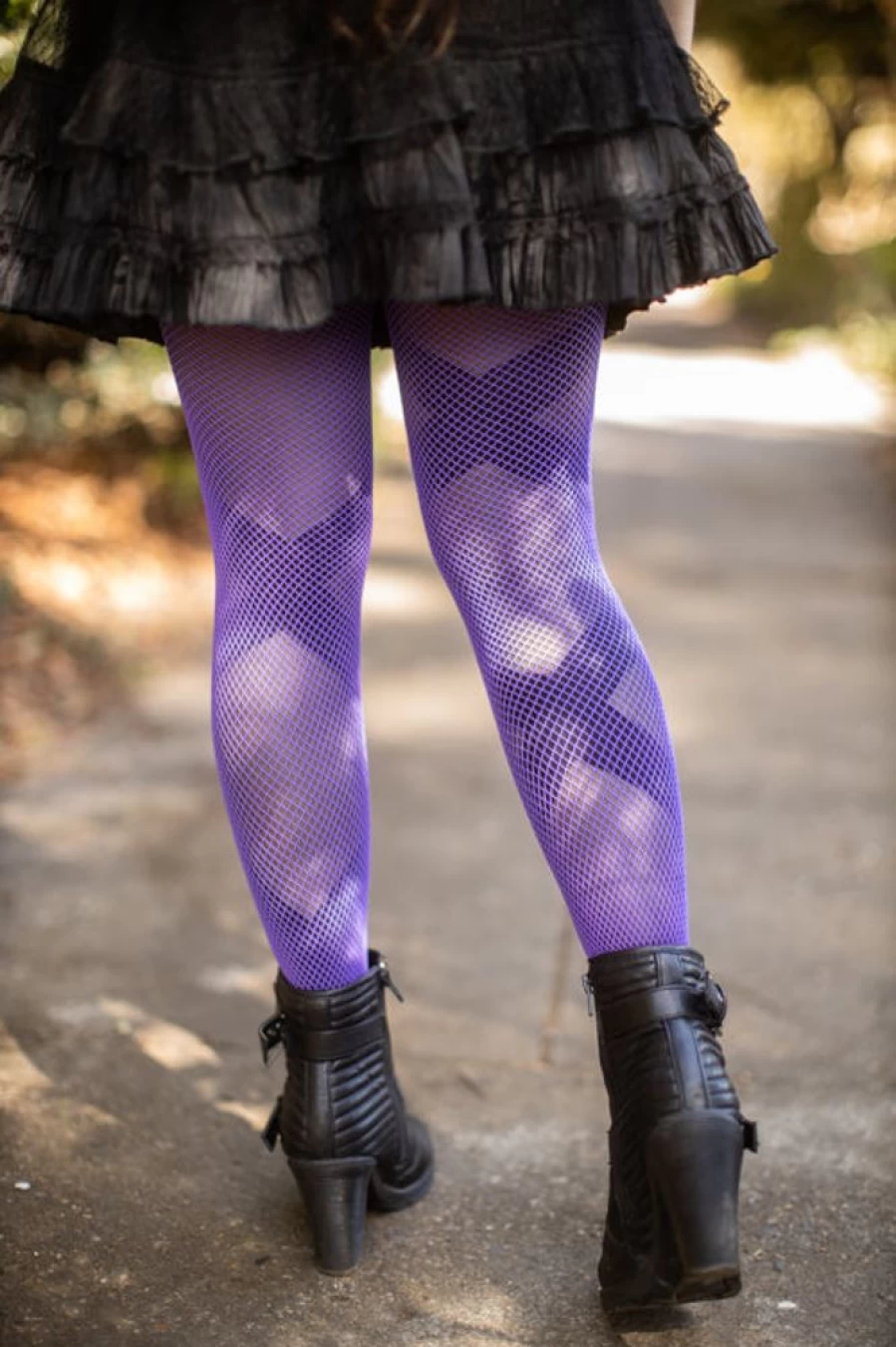 "Music Legs Fishnet Seamless Pantyhose - Stylish & Comfortable Tights for Women"