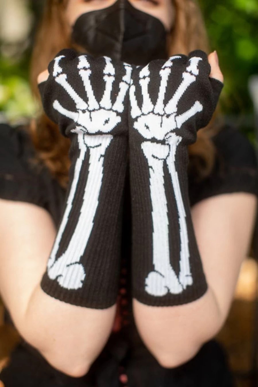 Leg Avenue Skeleton Fingerless Gloves - Gothic Halloween Costume Accessory for Women & Men