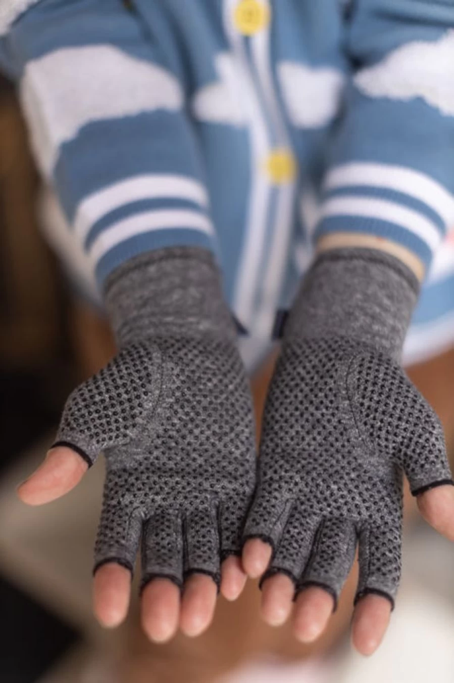 Brownmed Imak Fingerless Compression Gloves with Non-Slip Grips for Arthritis & Carpal Tunnel Support