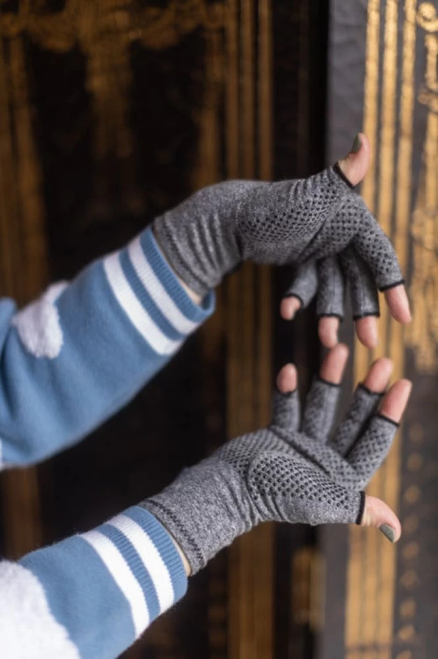 Brownmed Imak Fingerless Compression Gloves with Non-Slip Grips for Arthritis & Carpal Tunnel Support