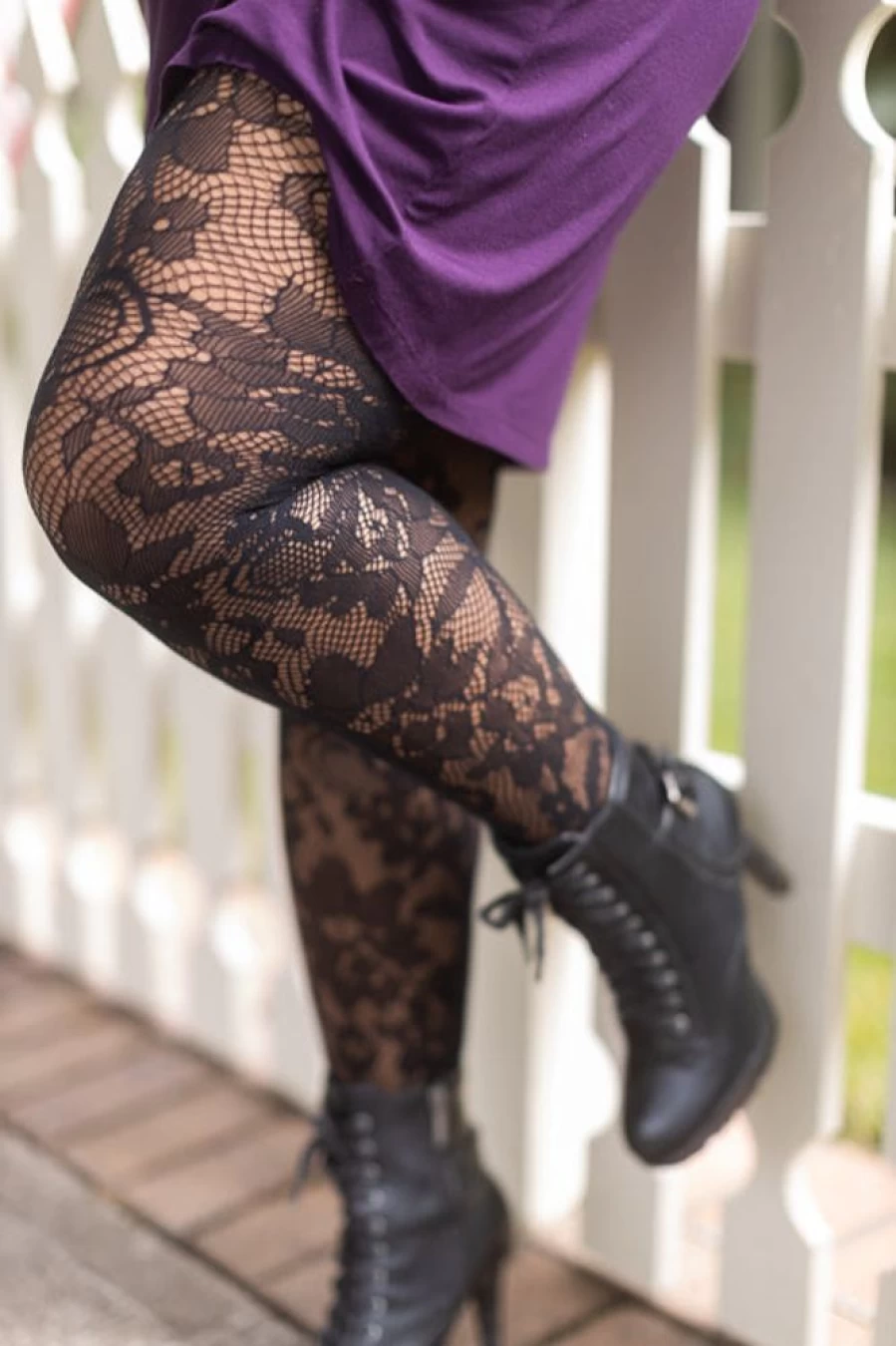 "Killer Legs Plus Size Floral Lace Fishnet Tights for Women - Stylish & Comfortable"