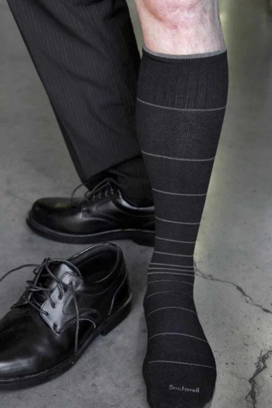 Sockwell Men's Circulator Compression Knee High Socks for Improved Blood Flow & Support