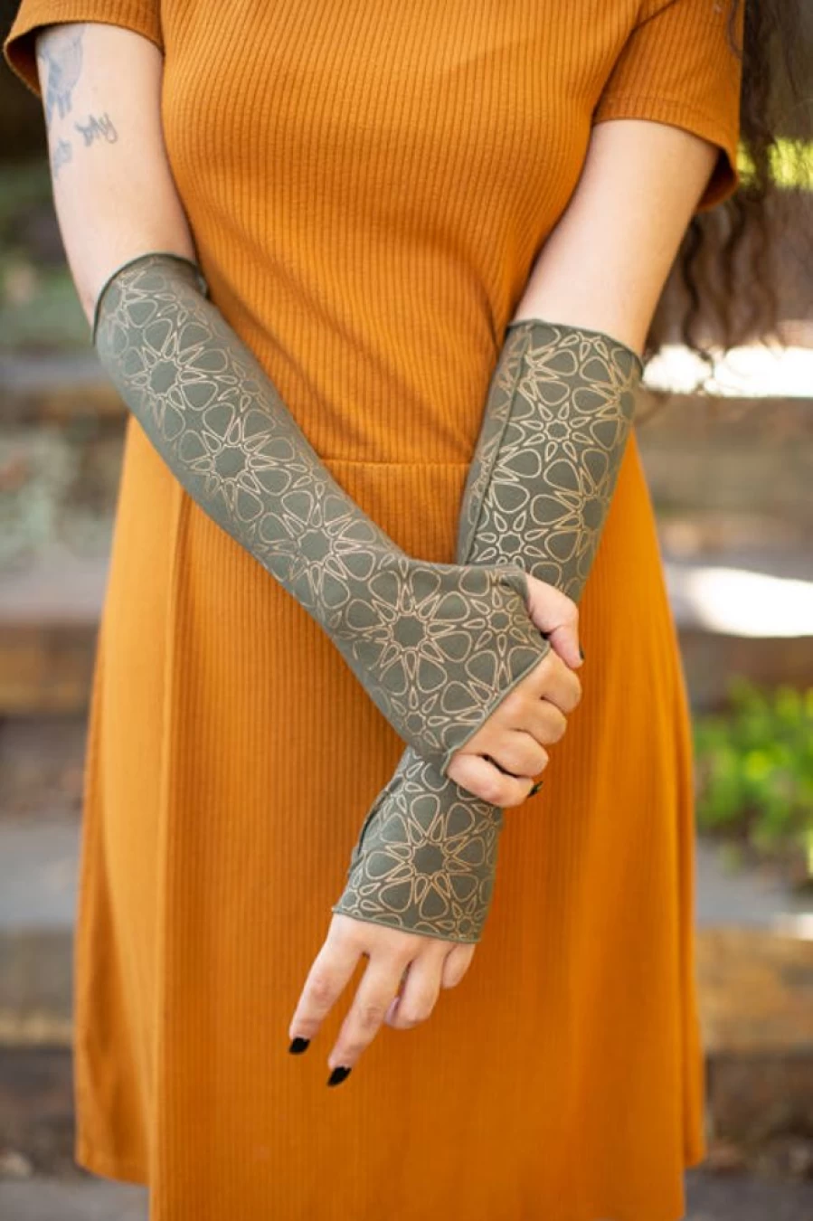 CARAUCCI Star Seed Printed Arm Warmers - Stylish & Comfortable Arm Sleeves for Fashion & Warmth