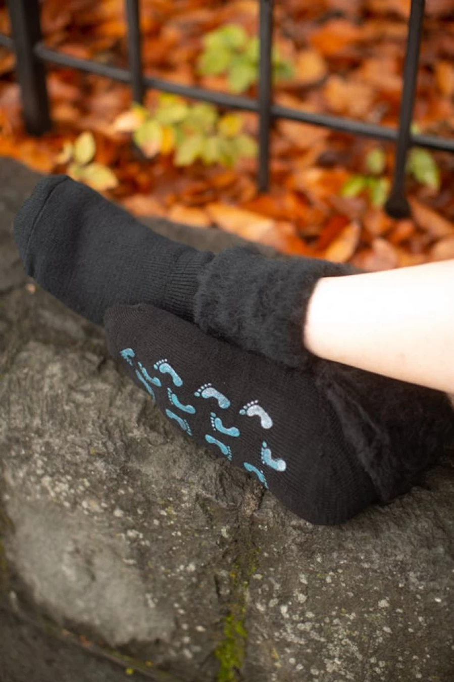 Outer Gear Non-Slip Wool Bed Socks for Women & Men - Warm Winter Footwear with Grips