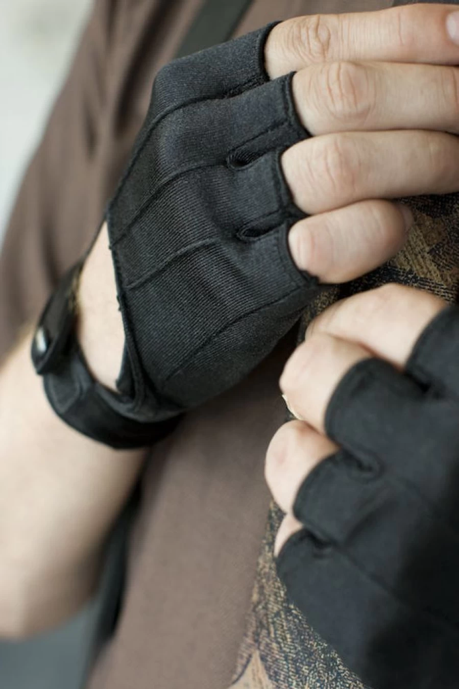"Leg Avenue Fingerless Motorcycle Gloves for Men & Women - Breathable Grip Biker Gloves"
