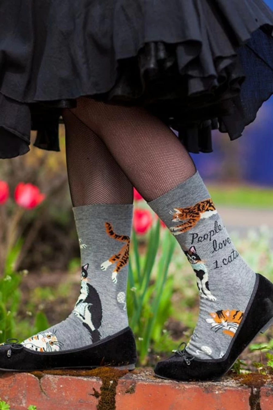 "BlueQ People I Love: Cats Crew Socks - Fun & Whimsical Cat Lover Gift"