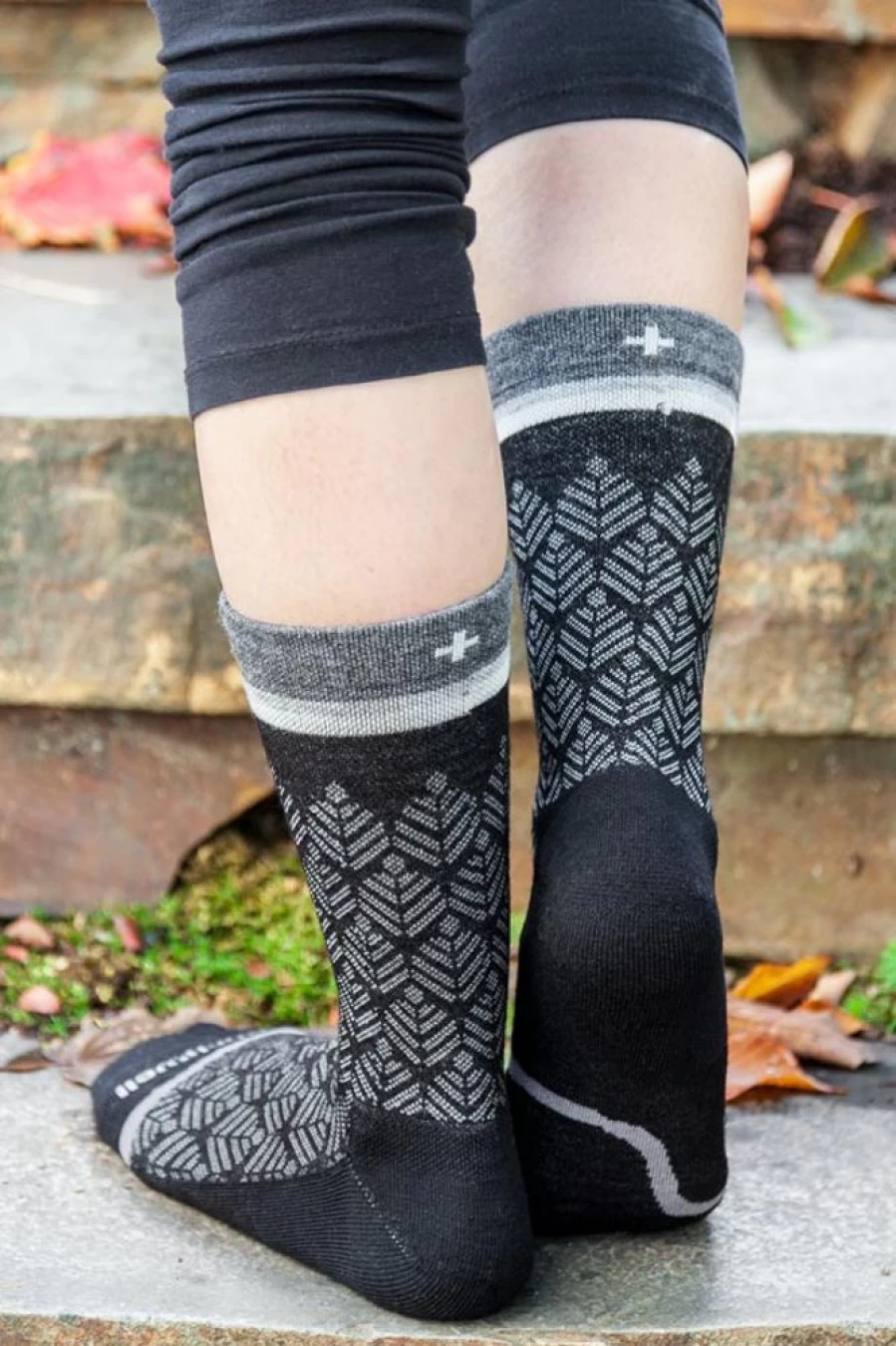 "Sockwell Bunion Relief Socks - Comfortable Tabi Crew Toe Socks for Foot Pain Relief"