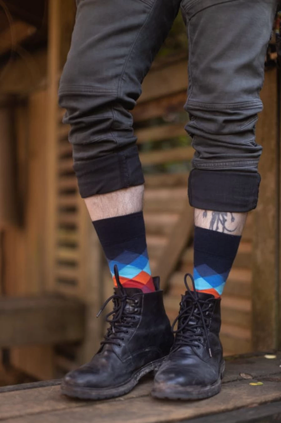 Happy Socks Faded Diamond Crew Socks - Colorful Comfortable Casual Footwear