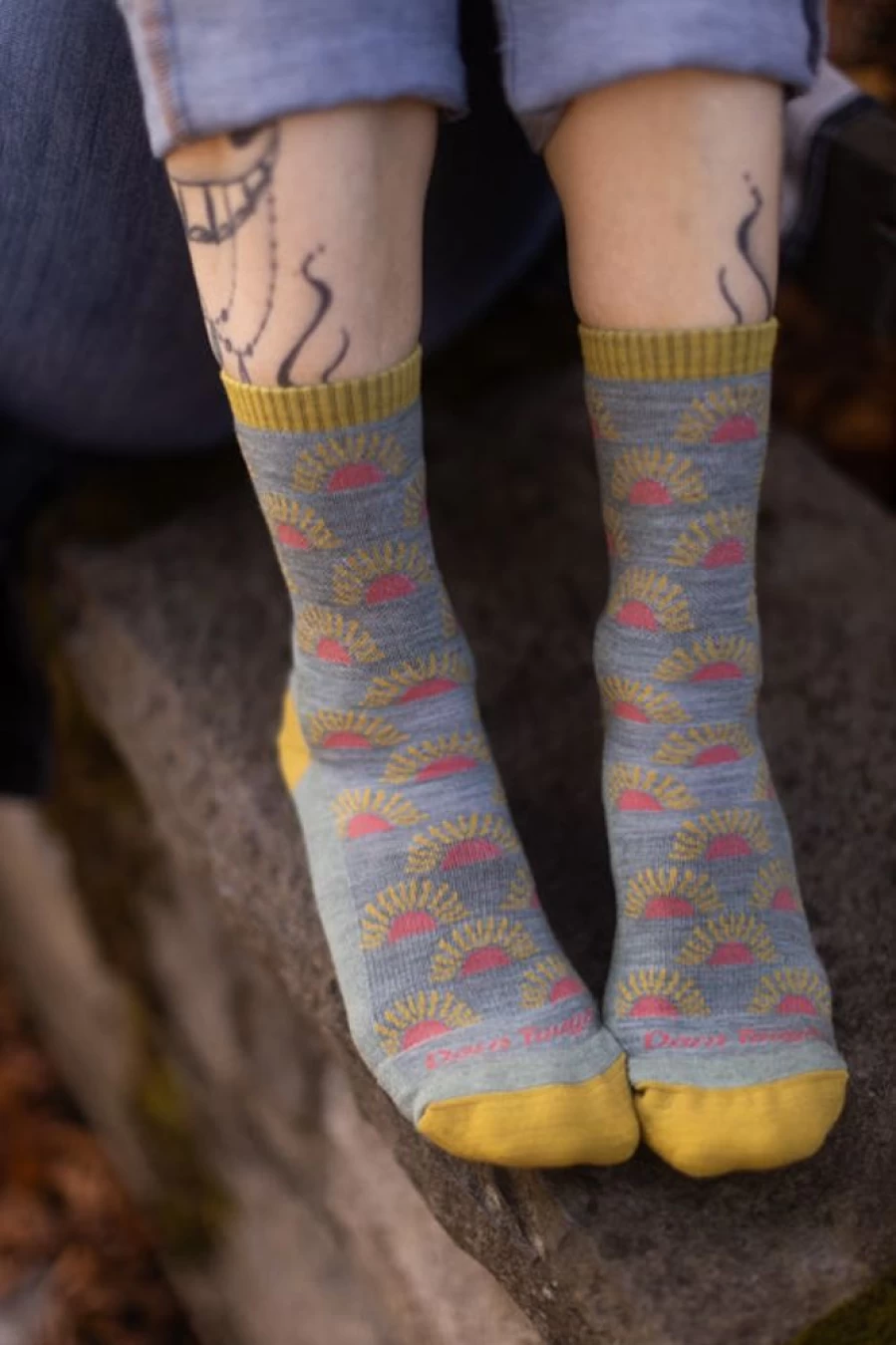 Darn Tough Ray Day Hiking Micro Crew Socks for Men & Women - Lightweight, Moisture-Wicking, Cushioned Support