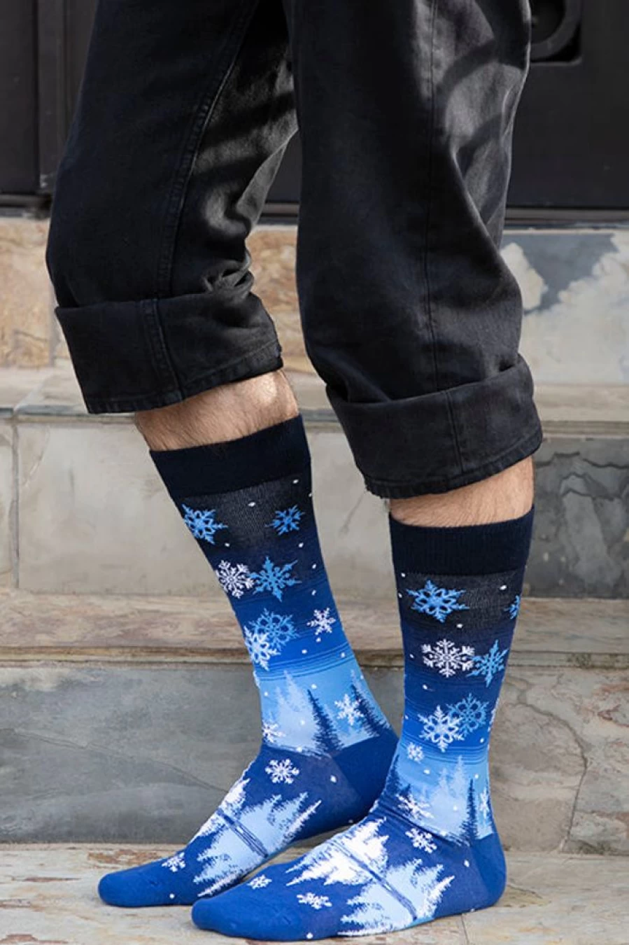 Mod Sock Women's Snowflakes Crew Socks - Cozy Knit Winter Socks with Festive Snowflake Design