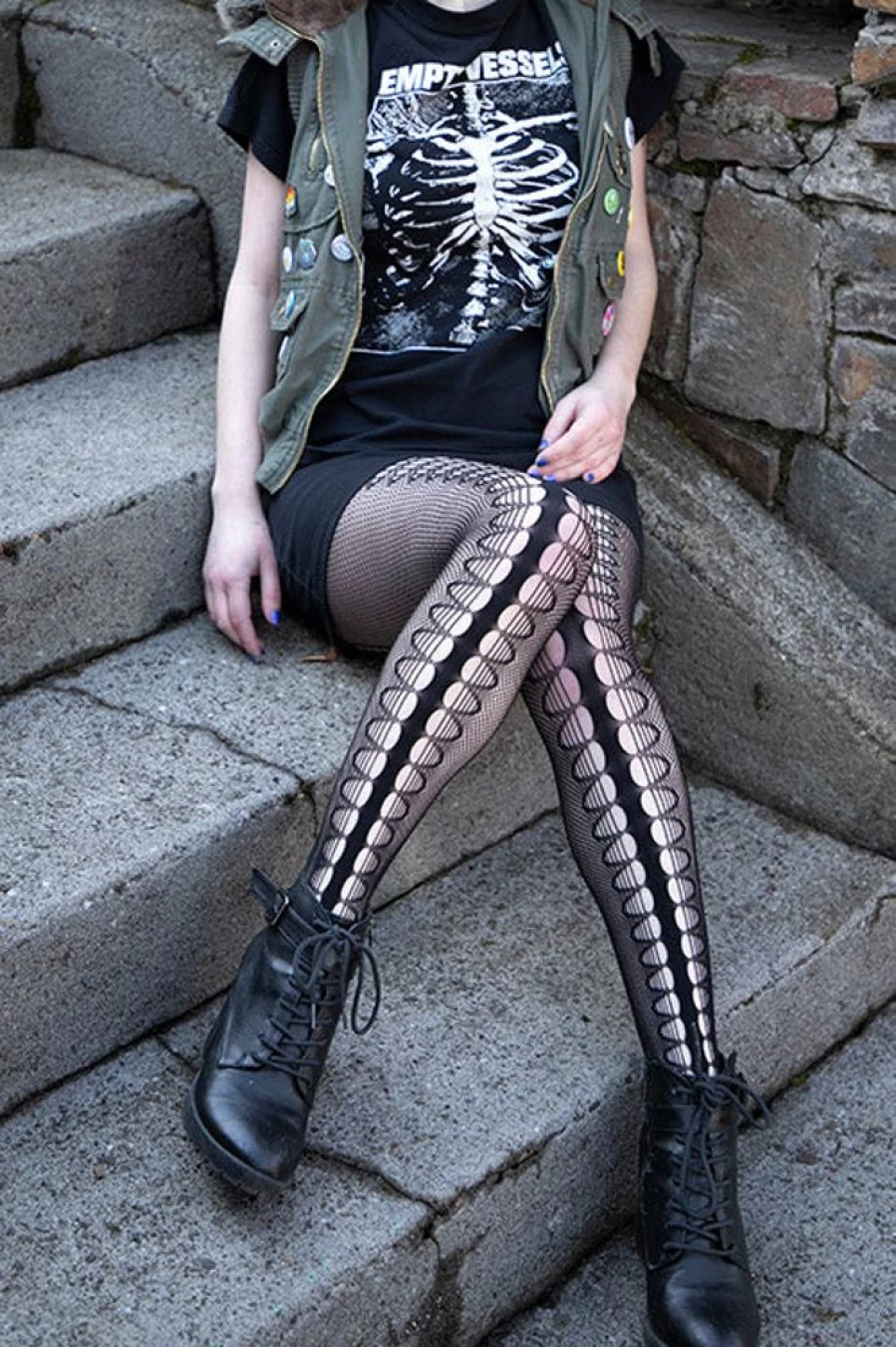 Leg Avenue Scale Net Stockings with Built-in Garter Belt - Sexy Fishnet Hosiery