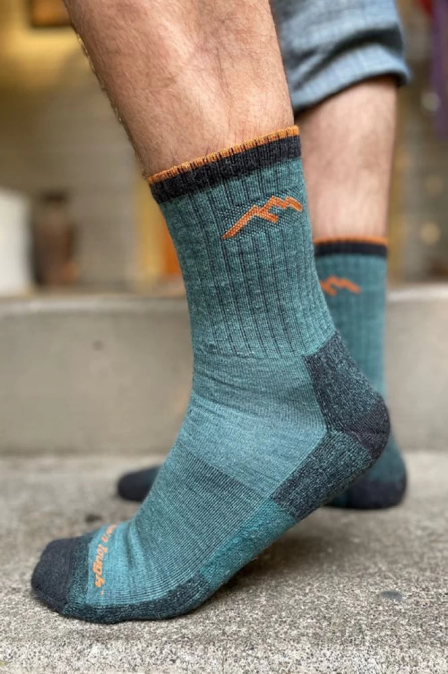 Darn Tough Mountain Peak Hiker Micro Crew Socks for Hiking & Outdoor Adventures