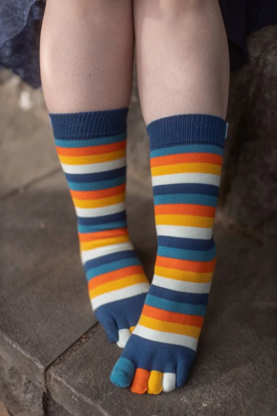 ToeToe Striped Crew Length Toe Socks for Men and Women - Comfortable Breathable Fashion Socks