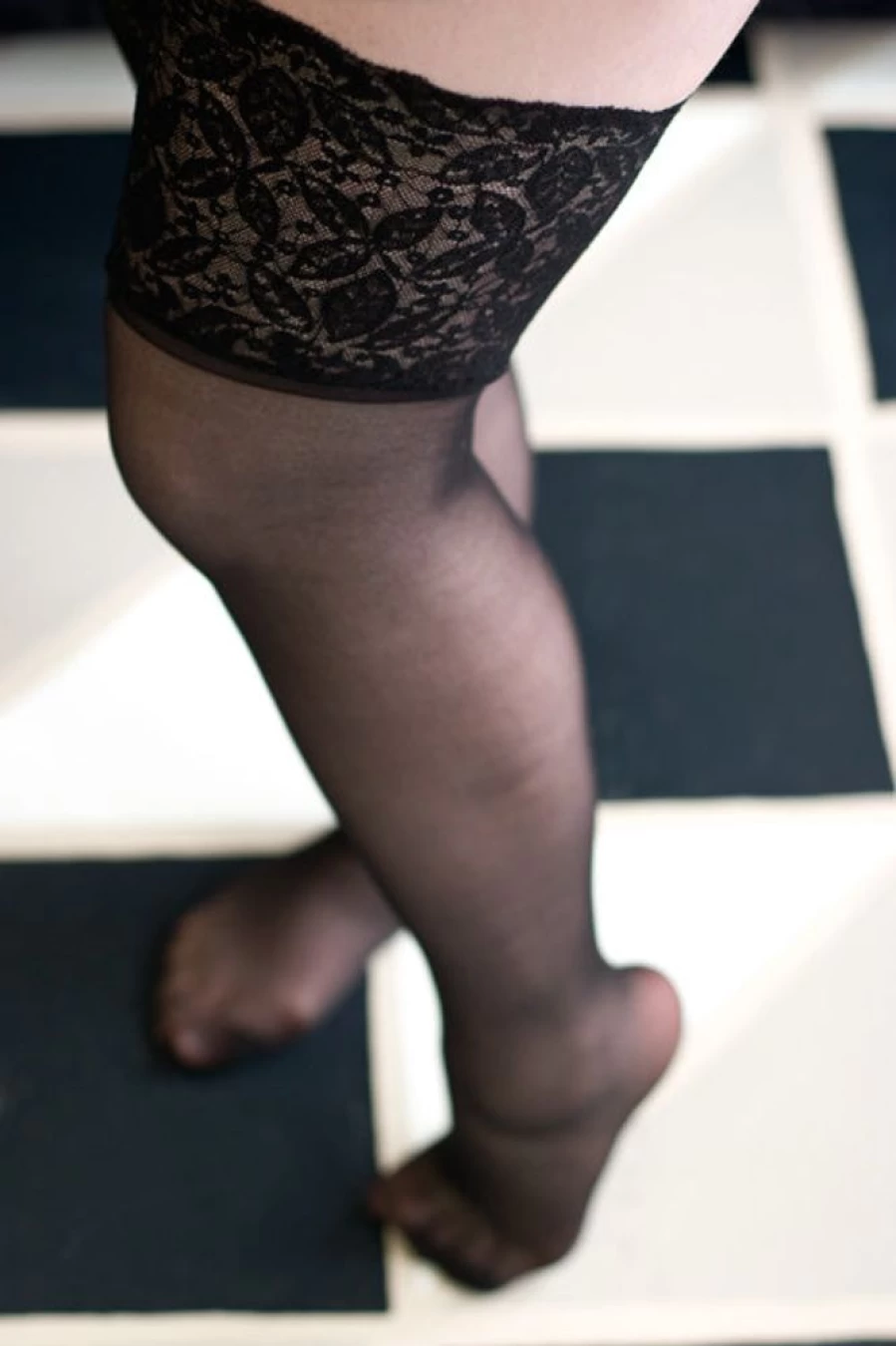 Leg Avenue Plus Size Sheer Lace Top Stay-Up Stockings for Women