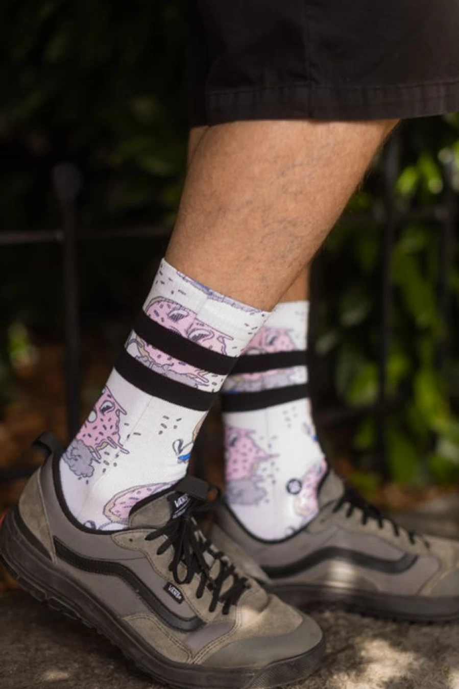 "Stance Cruzin For A Bruzin Crew Socks - Bold & Comfortable Design"