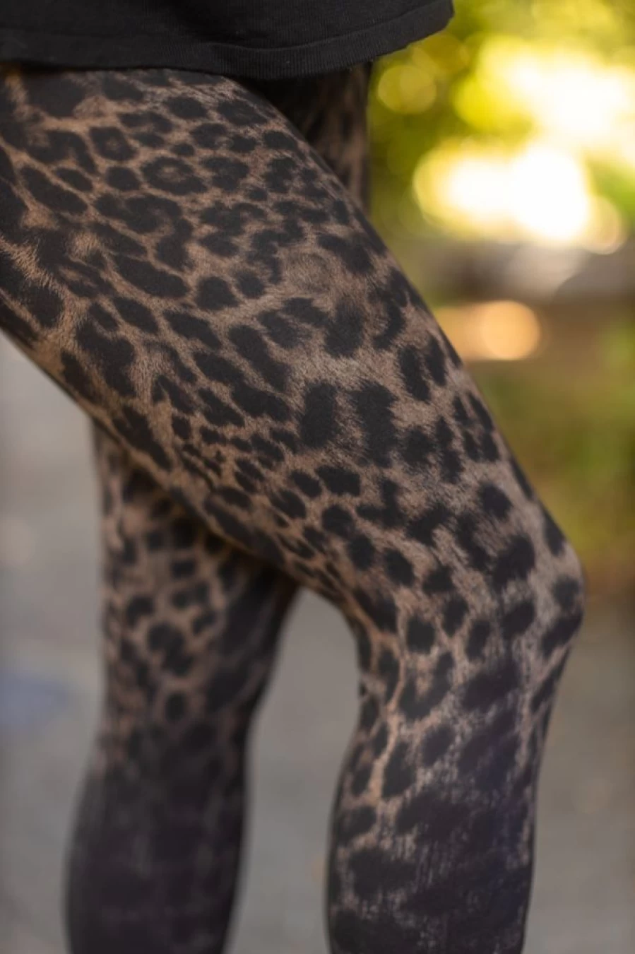 M. Rena High Waisted Ombre Print Leggings - Stylish Jaguar Design for Women