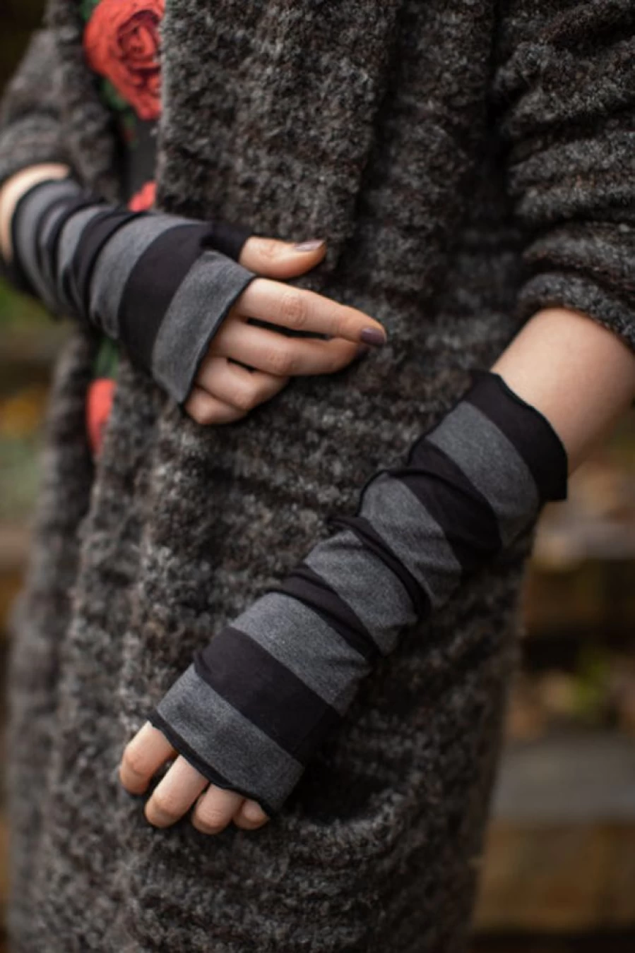CARAUCCI Soft Rayon Striped Arm Warmers - Stylish & Comfortable Hand Wrist Sleeves for Women & Men