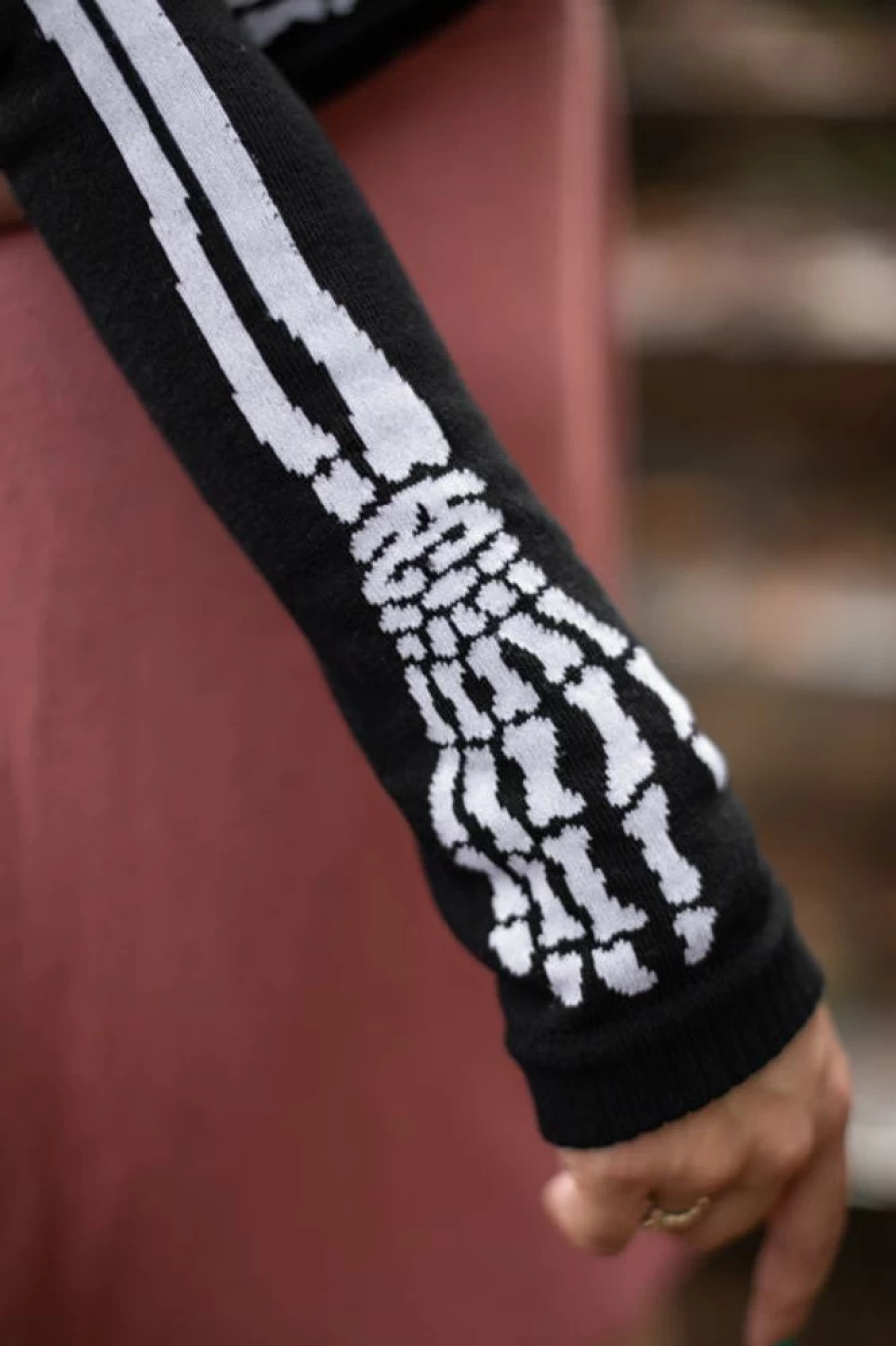 "Tabbisocks Skeleton Print Arm Sleeves - Spooky Halloween & Cosplay Accessories"